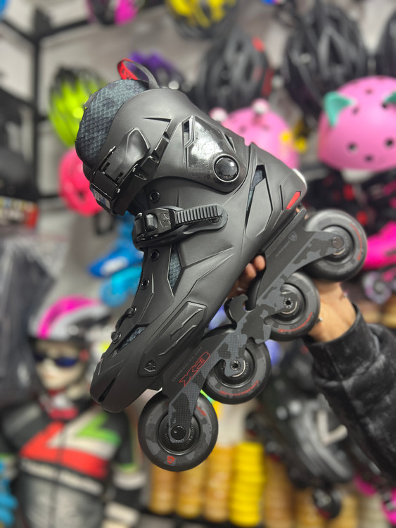 تصویر سوم اسکیت بزرگسال Flying Eagle مدل X3 حرفهای - جزئیات محصول